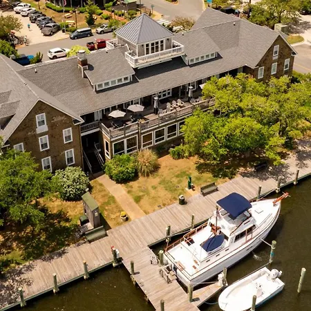 The Tranquil House Inn